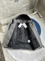 Canada Goose Wyndham Core Reset Grey Jacket - Image 4