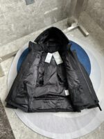 Canada Goose Wyndham Core Reset Black/Black Label Jacket - Image 3