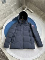 Canada Goose Wyndham Core Reset Navy Jacket - Image 2