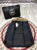 Canada Goose Chateau Parka Navy Jacket - Image 3
