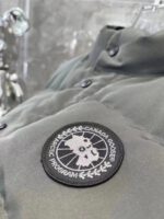 Canada Goose Freesyle Crew Grey/Black Label Vest - Image 5