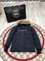 Canada Goose Carson Navy Jacket - Image 2