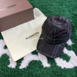 Burberry Rutig Black Hat