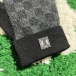 Louis Vuitton Petit Damier Black Gloves - Image 3