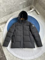 Canada Goose Wyndham Core Reset Black/Black Label Jacket - Image 2