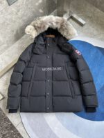 Canada Goose Wyndham Black Jacket - Image 2