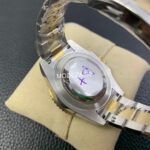 Rolex GMT-Master II Silver/Gold - Image 4
