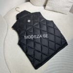 Moncler Aroula Down Black Vest - Image 2