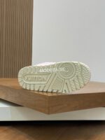 Louis Vuitton Maxi Metallic Pink Trainer - Image 4