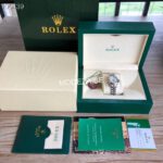 Rolex Datejust Silver/Silver Dial 40mm - Image 4