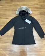Canada Goose Women's Victoria Parka Black Jacket