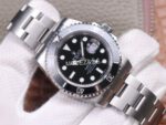 Rolex Submariner Silver Black Dial 40mm - Image 2