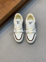 Louis Vuitton Mini Monogram Brown/White Trainer - Image 3