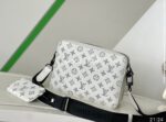 Louis Vuitton Messenger Trio White Bag - Image 3