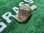 Burberry Rutig Hat