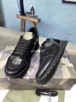 Valentino Garavani Rockrunner Camouflage Noir Metallic Sneaker - Image 2