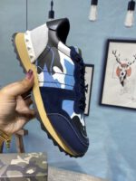 Valentino Garavani Rockrunner Camouflage Noir Metallic Blue Sneaker