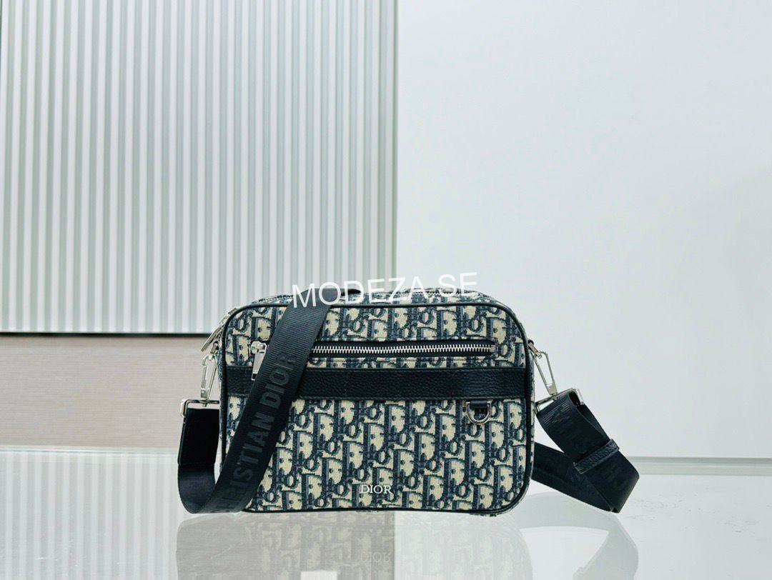 637a37e4-ab8d-4084-ad62-7c9db14f8256 Christian Dior Safari Messenger Bag - Image 1