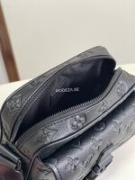 Louis Vuitton Getaway Messenger Monogram - Image 5