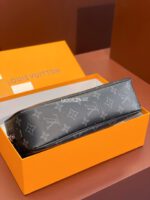 Louis Vuitton Clutch bag - Image 4