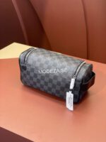 Louis Vuitton Toiletry Pouch Damier - Image 2