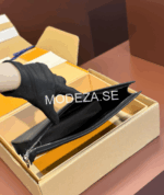 Louis Vuitton Pochette Voyage - Image 3