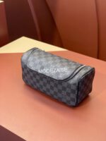 Louis Vuitton Toiletry Pouch Damier