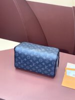 Louis Vuitton Damier Bag - Image 4