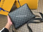 Louis Vuitton Messenger PM Voyager - Image 4