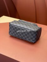 Louis Vuitton Toiletry Pouch Damier - Image 3
