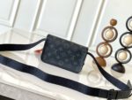 Louis Vuitton Bosphore Wearable Wallet G71 - Black