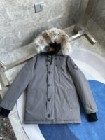 Canada Goose Chateau Parka Grey/Black Label Jacket - Image 3