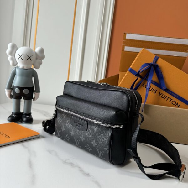 Louis Vuitton Outdoor Messenger Bag