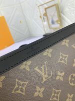 Louis Vuitton Gaston Wearable Bag - Image 2