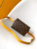 Louis Vuitton Streamer Wearable Wallet - Image 2