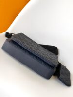 Louis Vuitton Trio Messenger Bag - Image 3