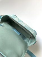 Louis Vuitton Streamer Wearable Wallet - Image 4