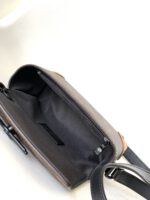 Louis Vuitton Streamer Wearable Wallet - Image 4
