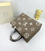 Louis Vuitton OnTheGo MM Tote Bag - Image 2