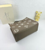 Louis Vuitton OnTheGo MM Tote Bag - Image 3